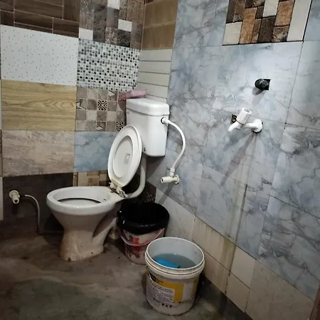 Shri Krishna Kunj Homestay Vrindavan Exterior photo
