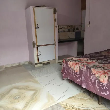 Shri Krishna Kunj Homestay Vrindavan Exterior photo