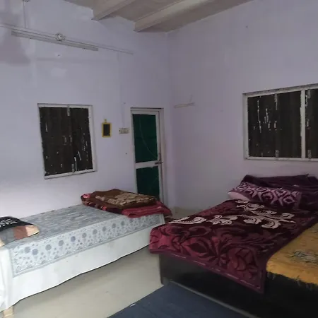 Shri Krishna Kunj Homestay Vrindavan Exterior photo