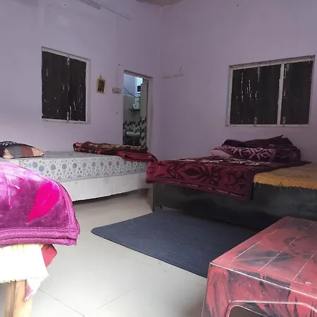 Shri Krishna Kunj Homestay Vrindavan Exterior photo
