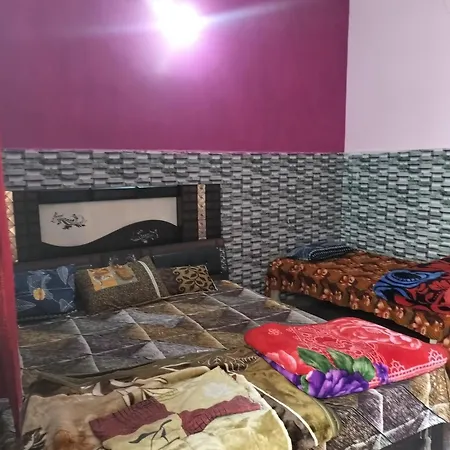 Shri Krishna Kunj Homestay Vrindavan Exterior photo